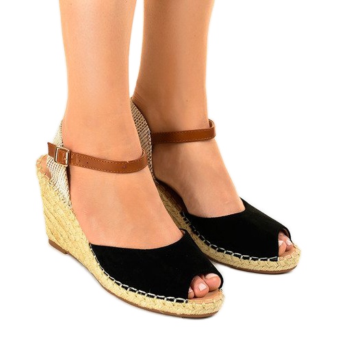 Svarta kile sandaler 2895