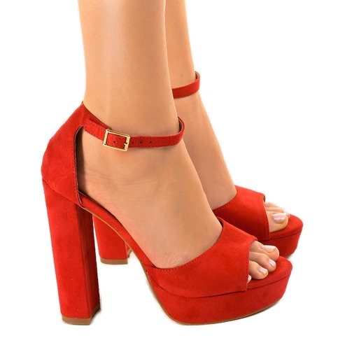 Röda sandaler på D08 -stolpen