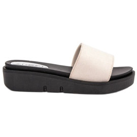 SHELOVET Sandaler med kil brun