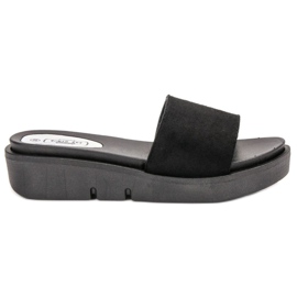 SHELOVET Sandaler med kil svart