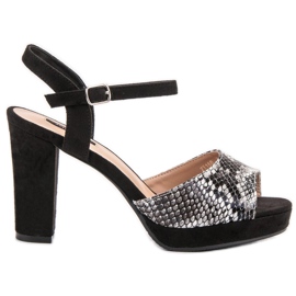 SHELOVET Sandals med ormtryck svart