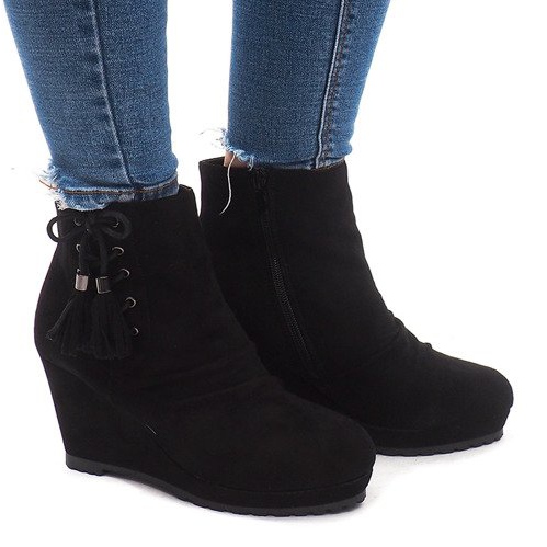 Varma stövlar på kil 778-KA svart