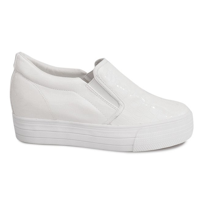 Lackade sneakers på kil KB-125 vit