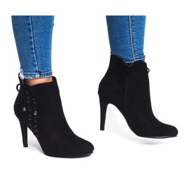 Suede Booties On A Bar 66-98 Black svart