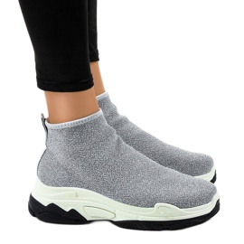 Gråa sportskor med ett elastiskt band LA33P