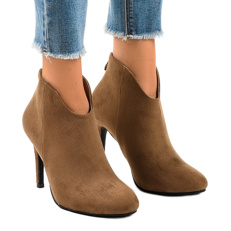 Brun AF-02 mocka på stilettklack