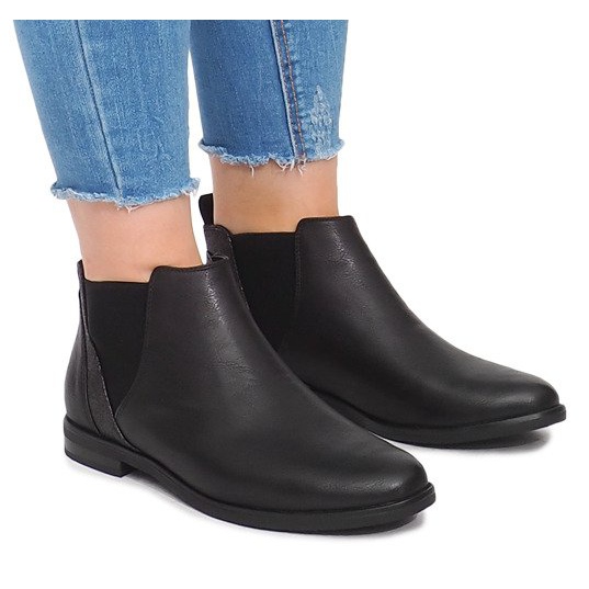 Svarta stövlar med suddgummi 951-PA