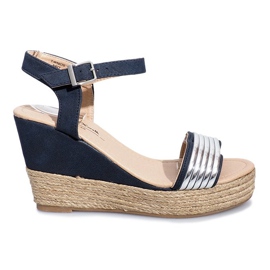 Svarta sandaler på en känslig Glam Shine kilklack marinblå