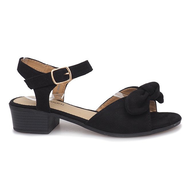 Svarta högklackade sandaler från Noemia