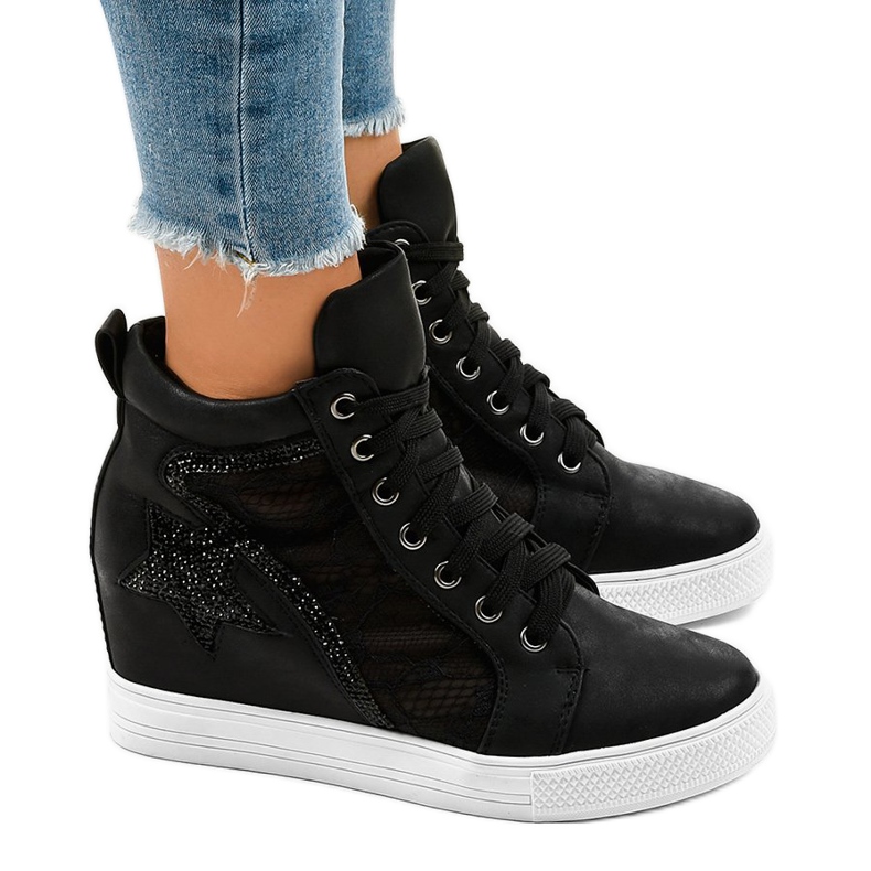 Svarta sneakers med snörningskilar JK-53