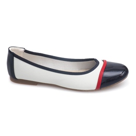 Lackade ballerinor 336 Vita svart