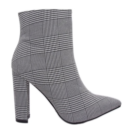 Svarta högklackade stövlar NS053P Houn Dstooth