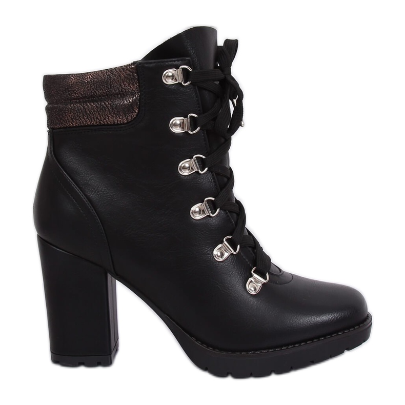 Svarta höga klackar 8992-PU Svart