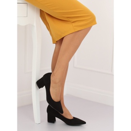 Svart Högklackade pumpar svart KJ-10 Svart II-GAT