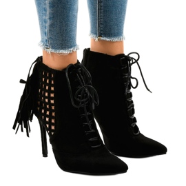 Svarta, rikt dekorerade stövlar 11047-1