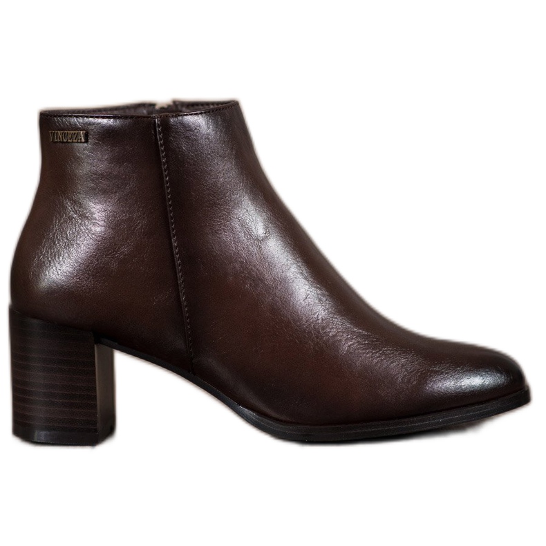 Stövlar på ett inlägg VINCEZA brun