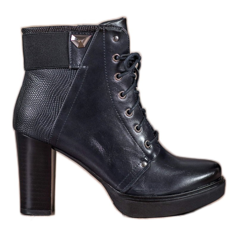 M.Daszyński Snörstövletter svart