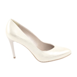 Kvinnors läderpumpar gyllene espinto 889 på en stift