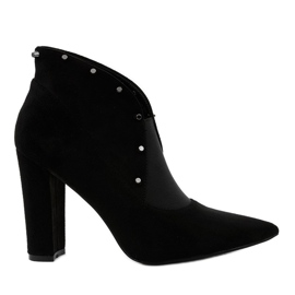 Svarta slip-on-stövlar med ett elastiskt band N2AX1629