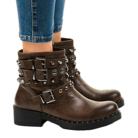 Bruna isolerade stövlar 77-8 grön