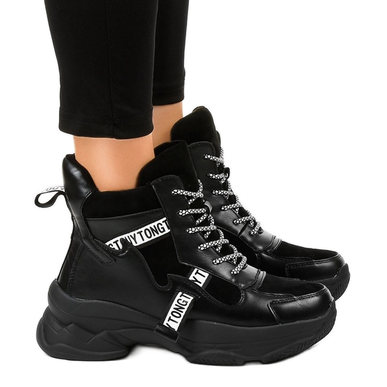 Svarta damisolerade sneakers F803-7