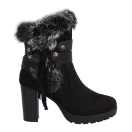 Svarta högklackade stövlar med päls SP05 Svart