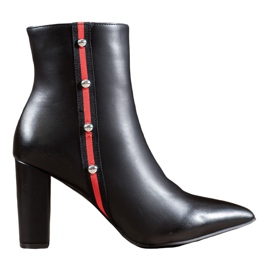 SHELOVET Stövlar med dekorativt bälte svart