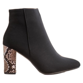 Weide Snake Print Suede Booties svart