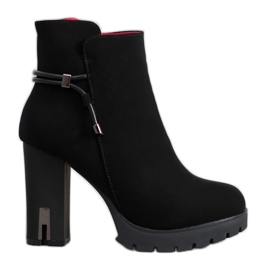 SHELOVET Textilstövlar på plattformen svart