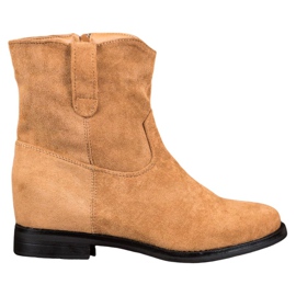 Ideal Shoes Varma cowboystövlar på en kil brun