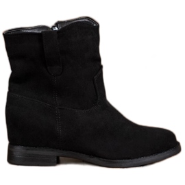 Ideal Shoes Varma cowboystövlar på en kil svart