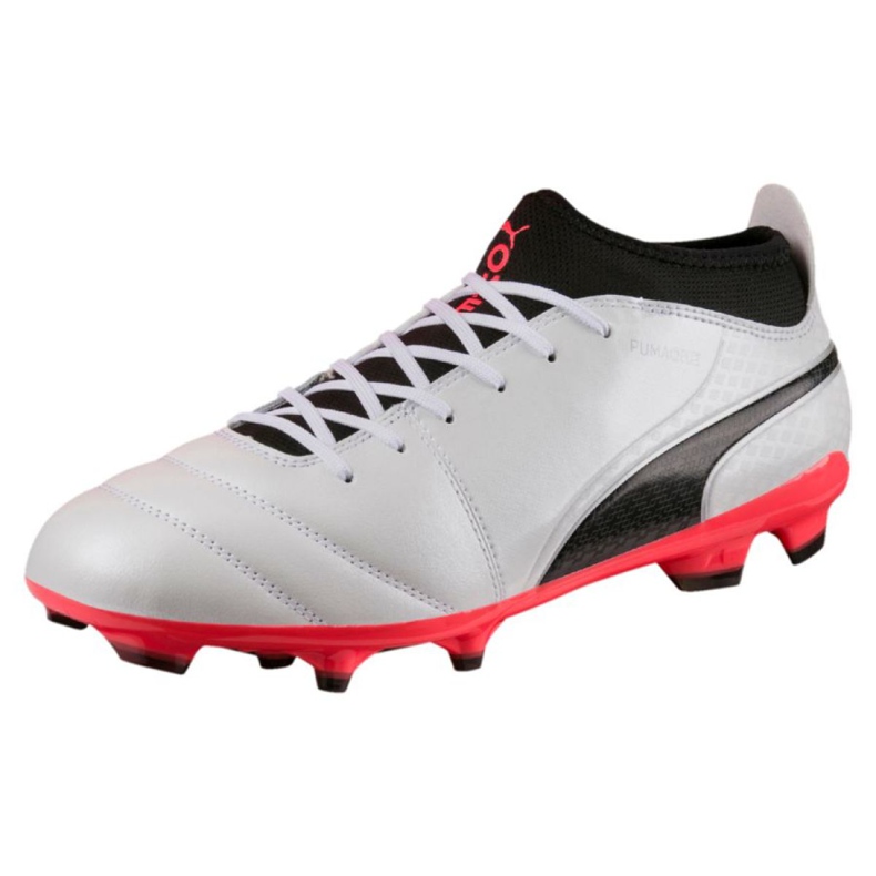 Fotbollsskor Puma One 17.3 Fg M 104074 01 svart vit