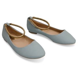 Ballerinas En vacker dekoration på fotleden A607 Blue blå