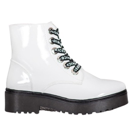 Sergio Leone Vita skor på plattformen