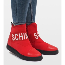 Röda XY-38 isolerade skumskor