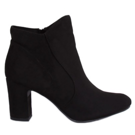 Svarta högklackade stövlar K1809810 Negro Ii Quality