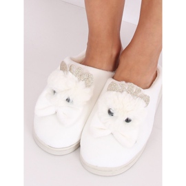 Beige kvinnors tofflor DD112 Beige - II art