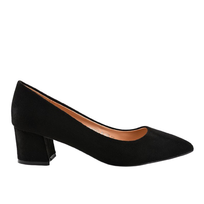 Svart mocka pumpar på FM1089 stolpen