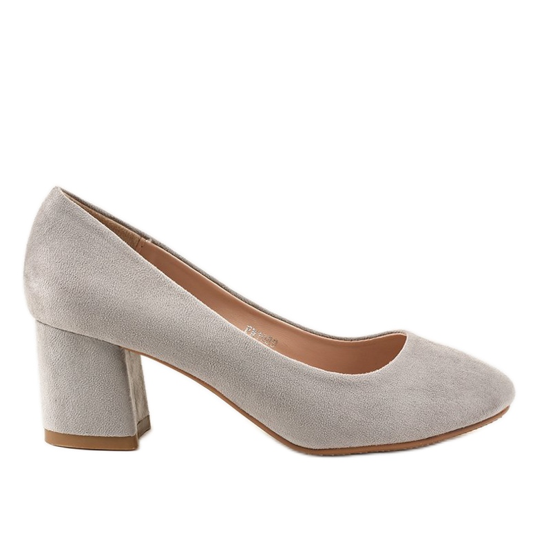 Grå mockapumpar på stolpen FM1089