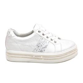 Vita sportskor sneakers HQ996