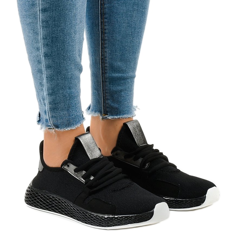 Svarta sportskor BL20190-SP