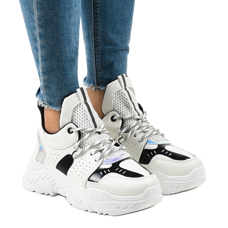 Vita sportskor K-505