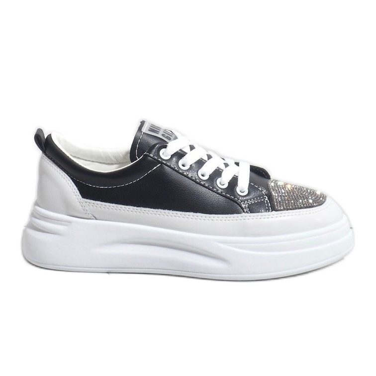 Svarta sneakers sneakers dekorerade med G140-1