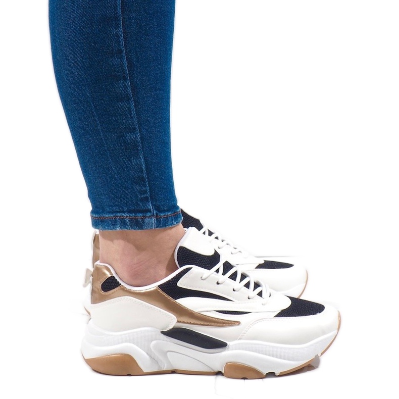 Vita sportskor SX001-90 svart