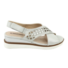 M.Daszyński Silver sandaler på en kil Daszyński 1838 grå