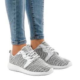 Vita sportskor för kvinnor 7-6875C mångfärgad