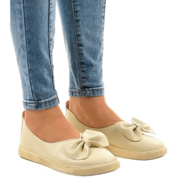 Beige slip-on sneakers 8895-3