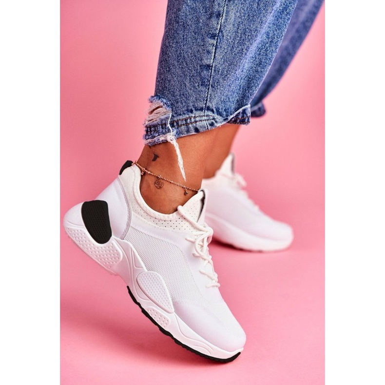 BUGO Vita kvinnors sportskor sneakers B0-547 svart