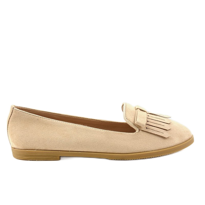 Beige lordsy loafers tillverkade av ekologisk mocka 2358