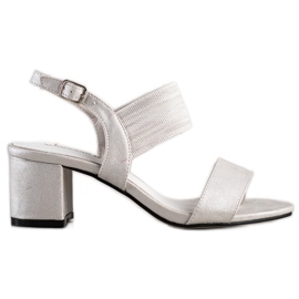 Goodin Casual sandaler på en bar grå